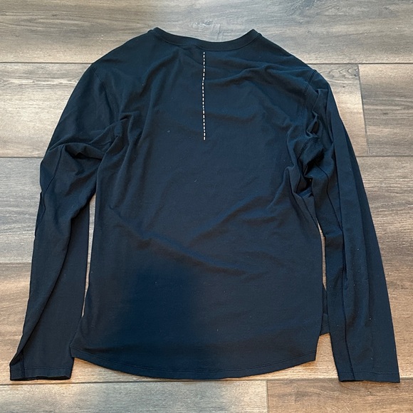 lululemon athletica navy blue Long Sleeve Crewneck - Picture 2 of 3